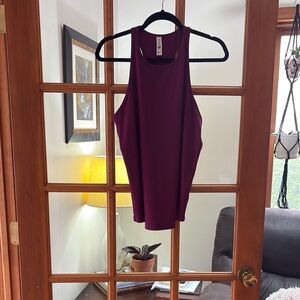 Women's Burgundy workout tank